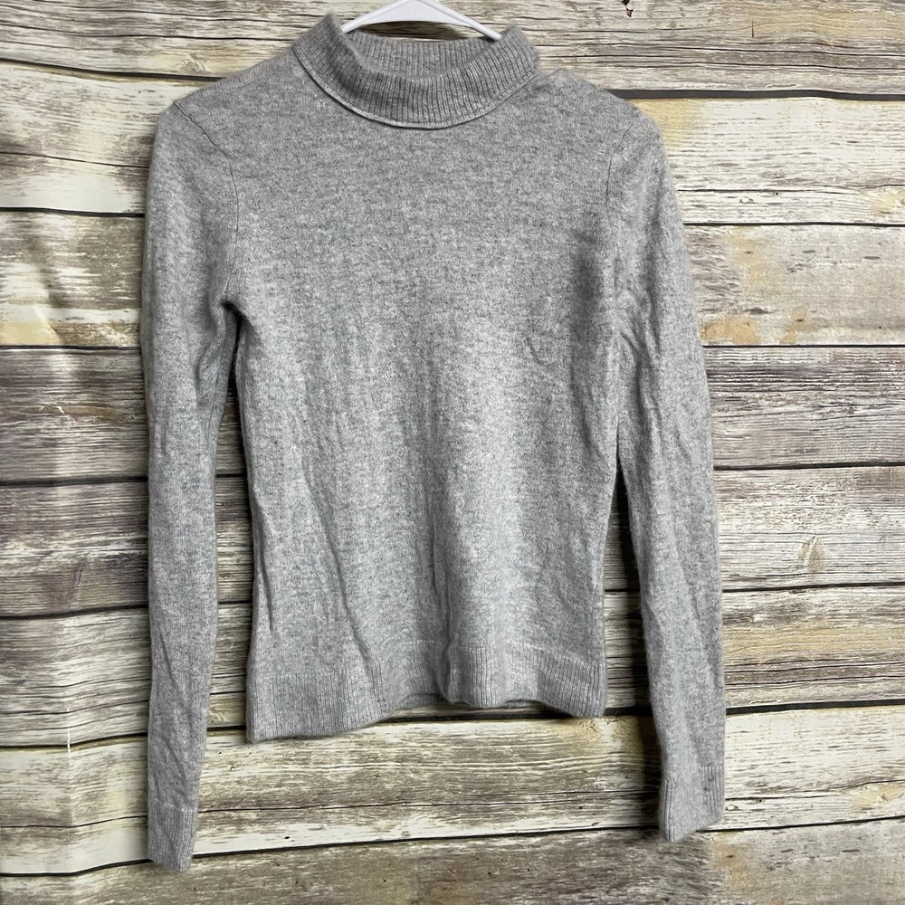 Lita by‎ Ciara 100% Cashmere Women's Small Grey mockneck Ribbed Trim Pullover